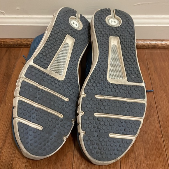 Under Armour Mens Running Shoes - Picture 4 of 6